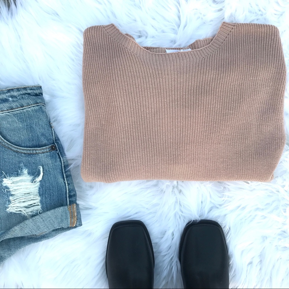 NWOT Boxy Nude Pink Sweater